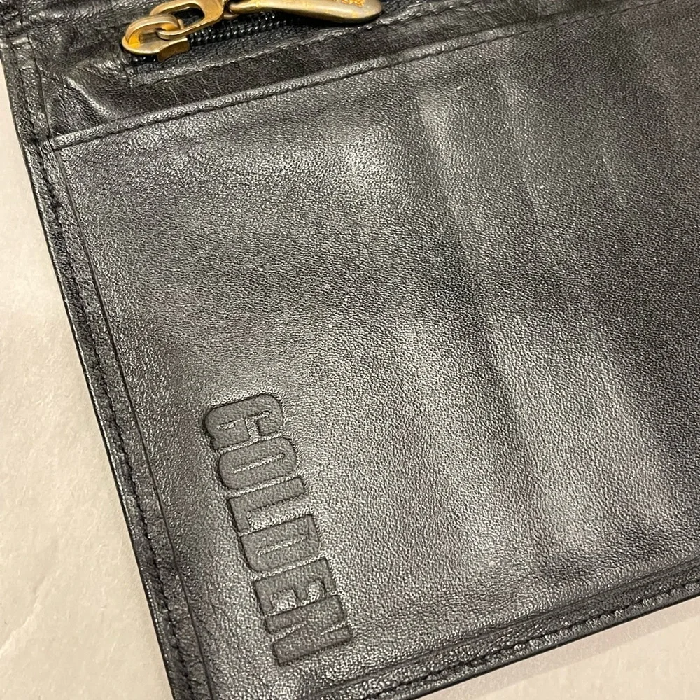 Vintage wallet I.Sen Se gold and black